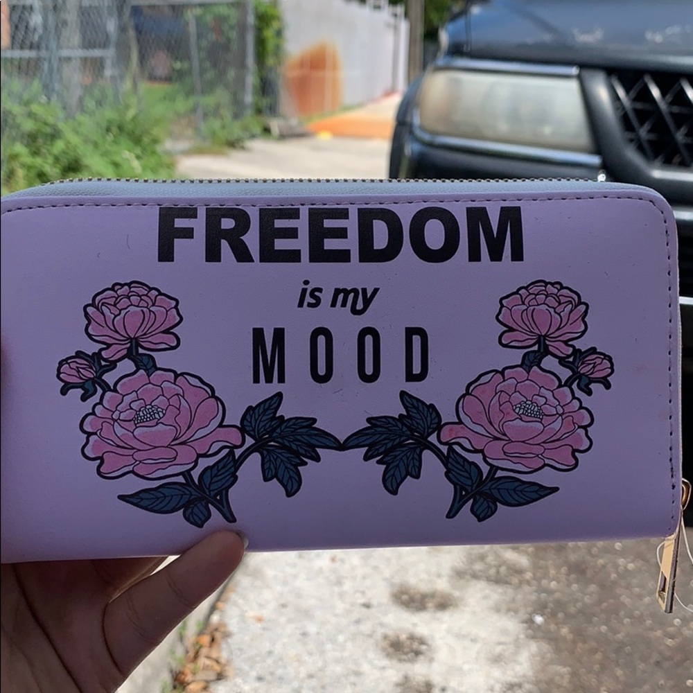 Woman’s wallet